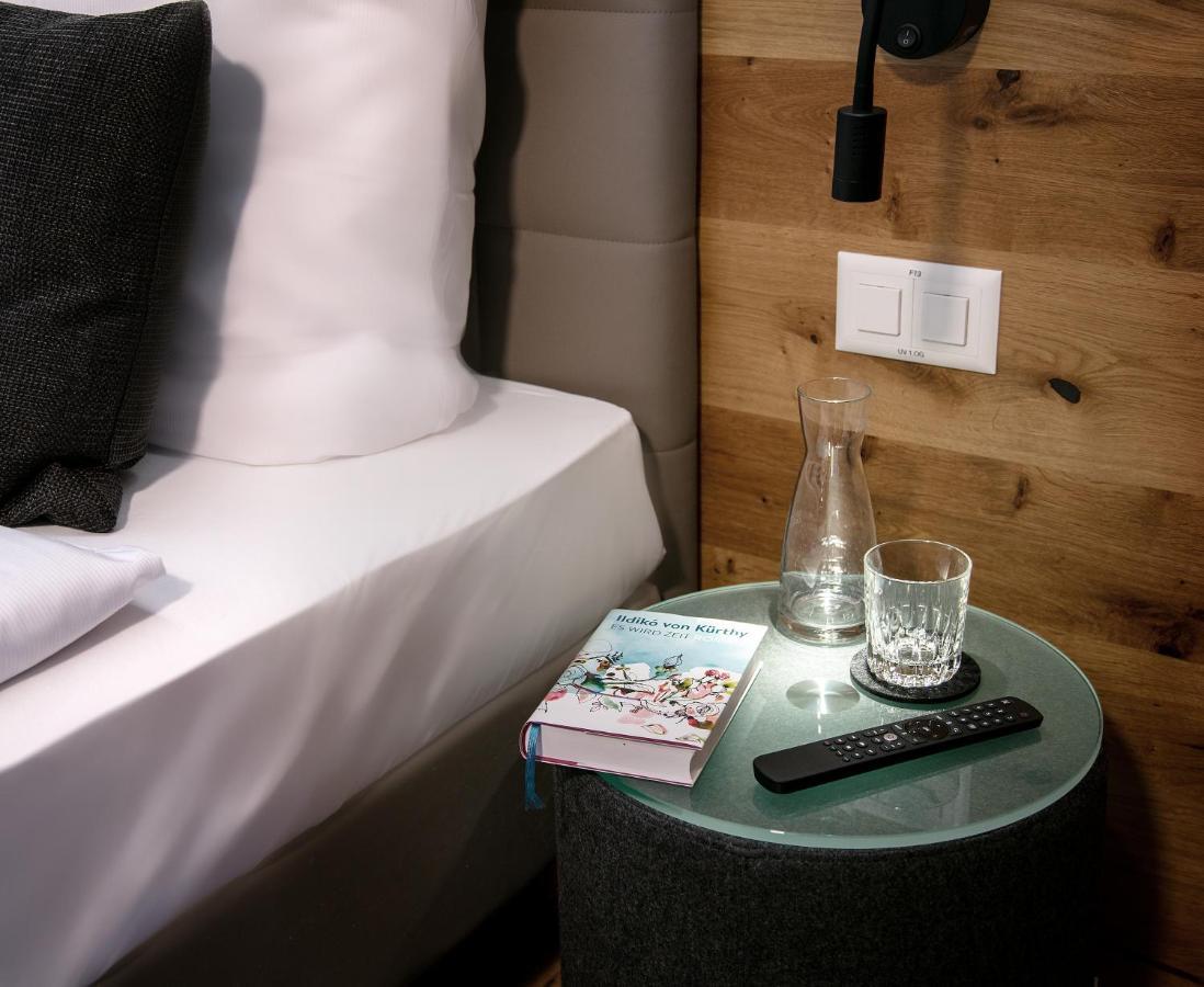 Landhaus Boutique Motel - Contactless Check-In Nendeln 외부 사진